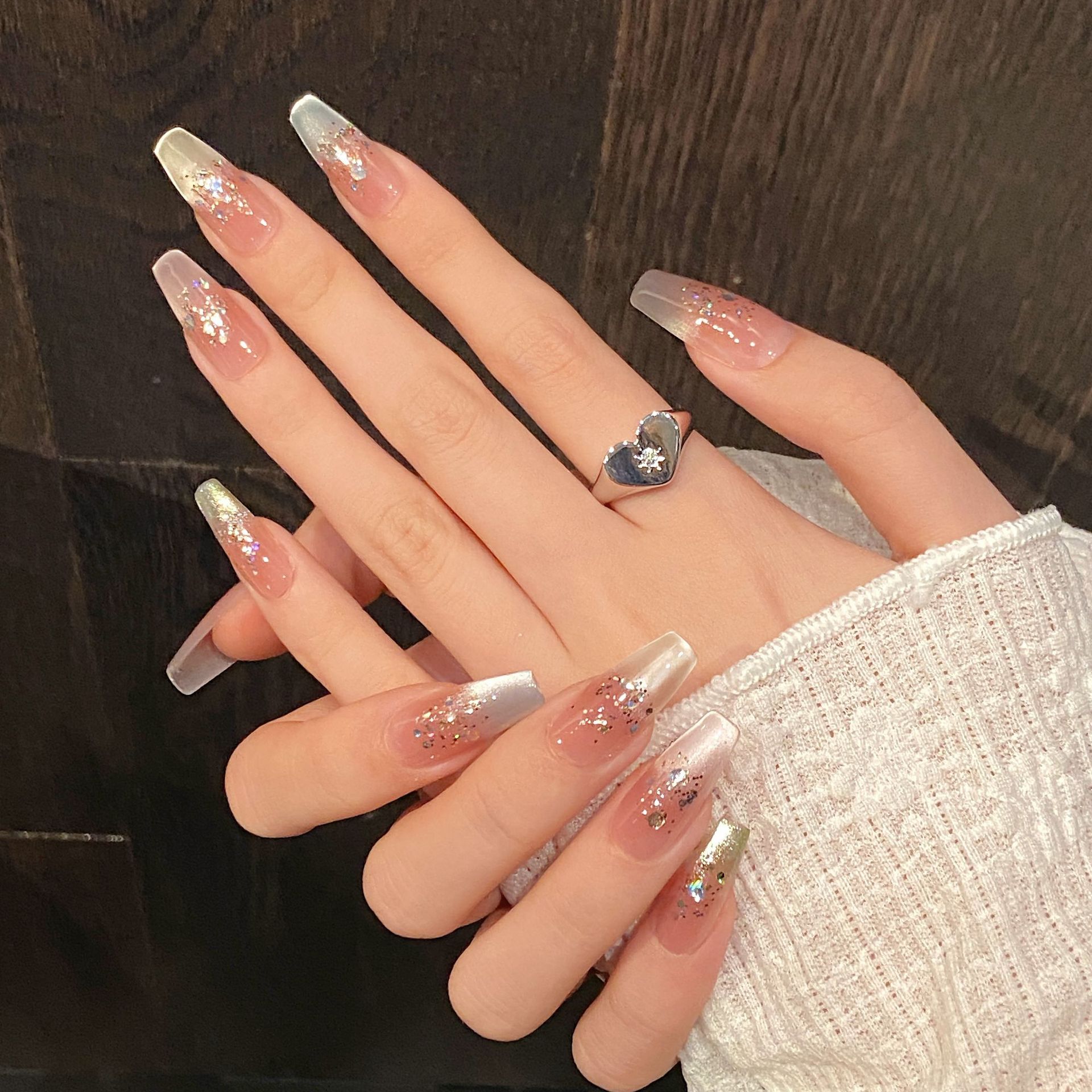 Prensa hecha a mano en uñas, H - Nail Art Rainbow reseña y precio