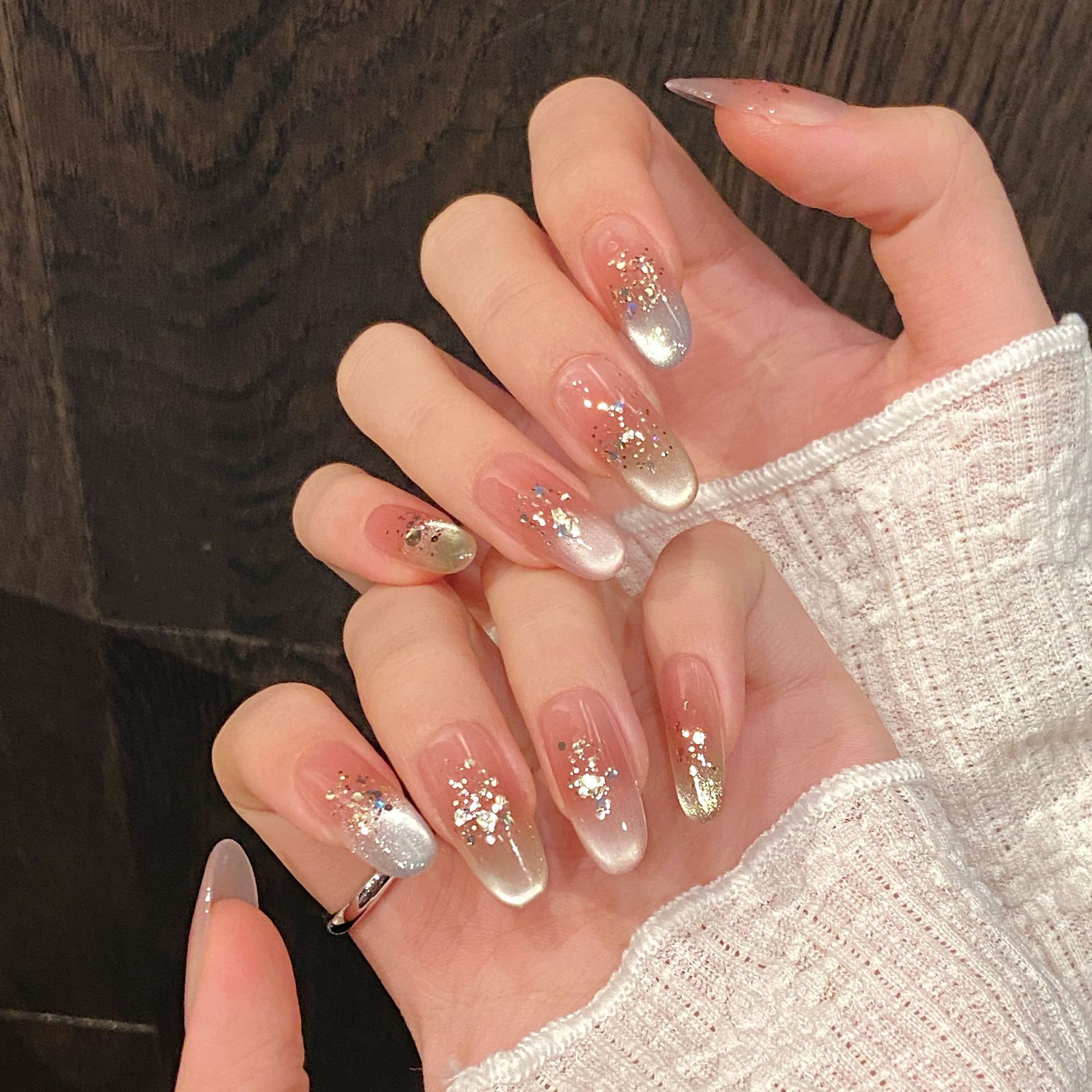Prensa hecha a mano en uñas, H - Nail Art Rainbow reseña y precio