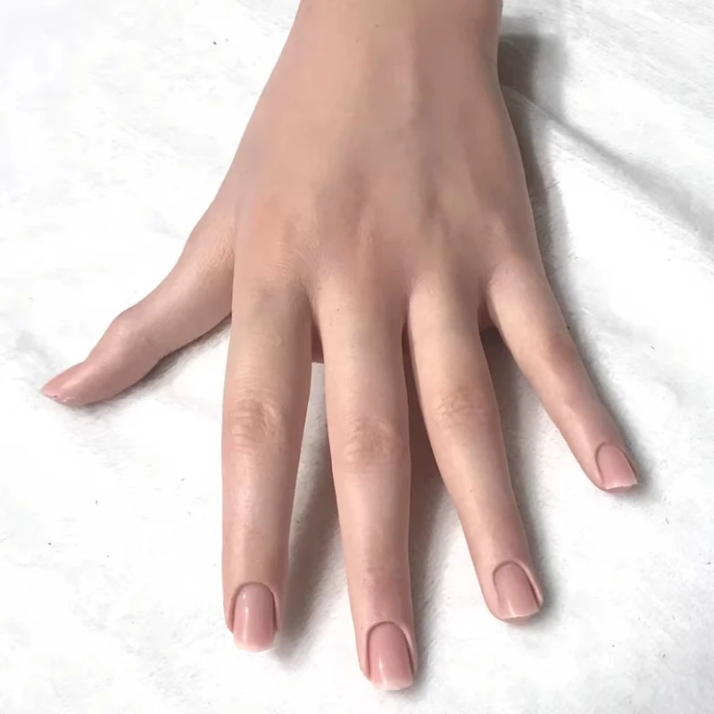 Mano de silicona de simulación - Nail Art Foto reseña y precio